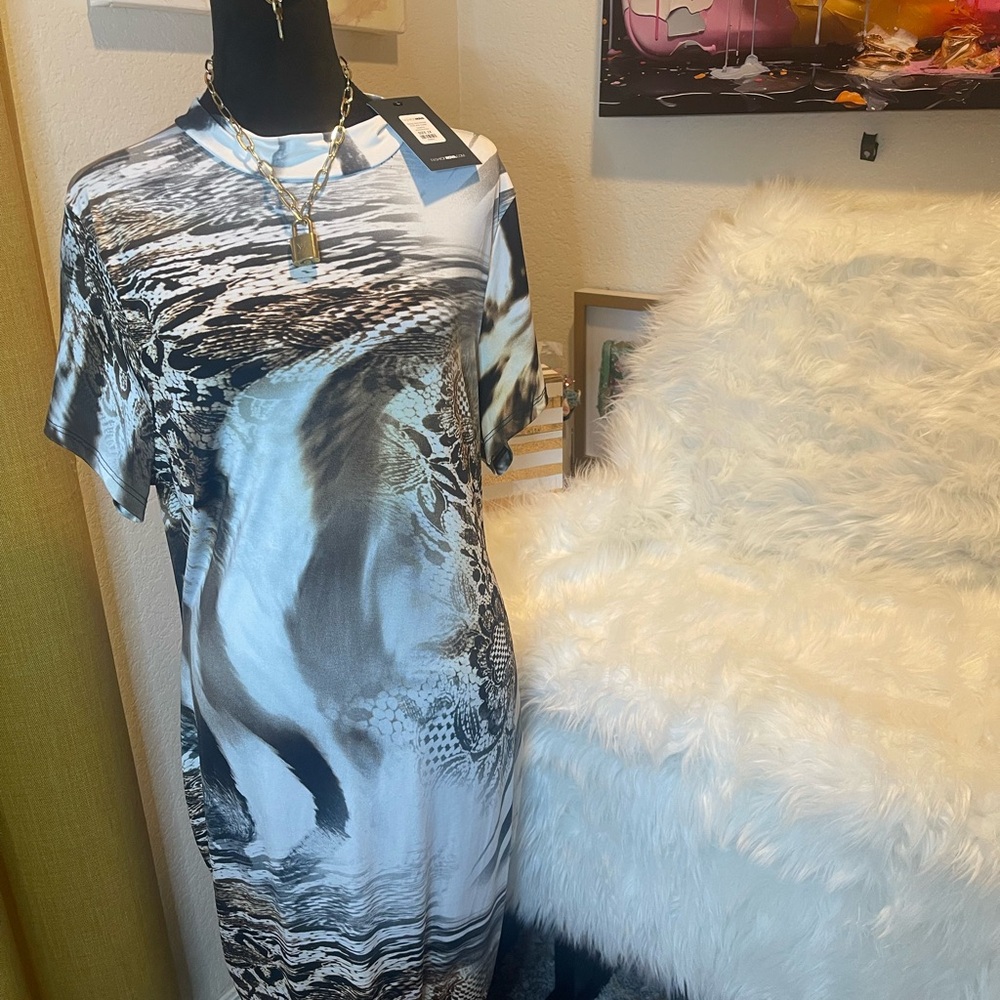 Dress Midi Going Wild Animal Print NWT by Fashion Nova.